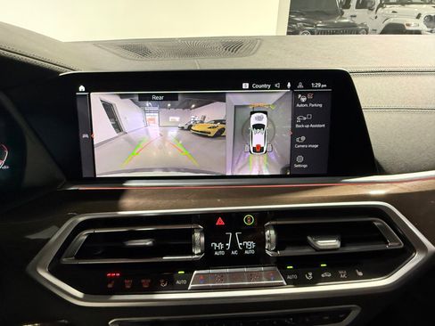 Used 2023 BMW X6 xDrive40i w/ M Sport Package AWD/4WD image 43