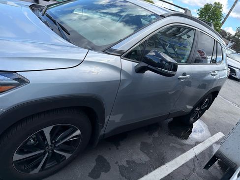 Used 2025 Toyota Corolla Cross AWD Hybrid image 15