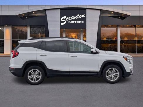 Used 2023 GMC Terrain SLE w/ Driver Convenience Package AWD/4WD image 6