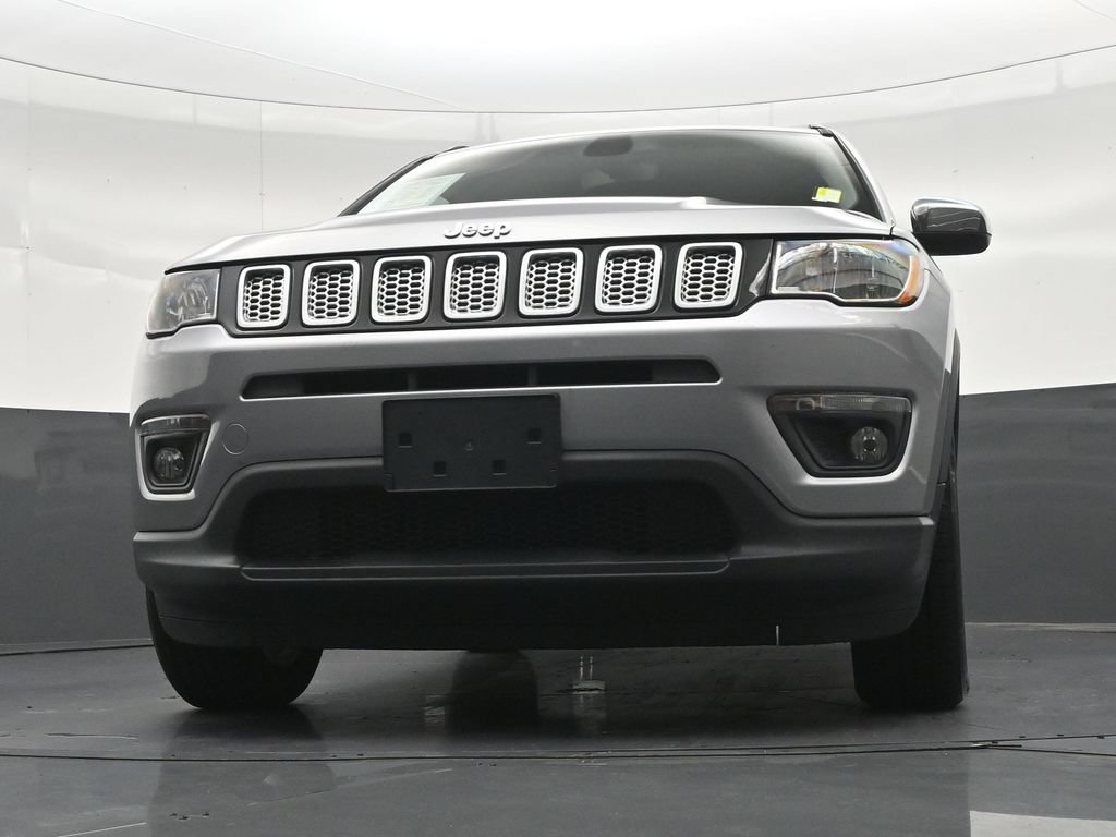 Used 2019 Jeep Compass Latitude AWD/4WD image 30