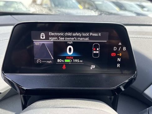 New 2026 Volkswagen ID.4 Pro image 18