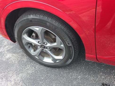 Used 2023 Ford Escape ST-Line w/ Tech Pack #1 AWD/4WD image 7