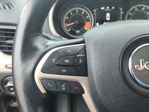 Used 2014 Jeep Cherokee Latitude w/ Cold Weather Group image 13