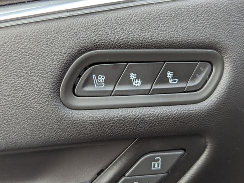 Certified 2021 Cadillac Escalade Sport w/ Driver Assist Tech Package image 20