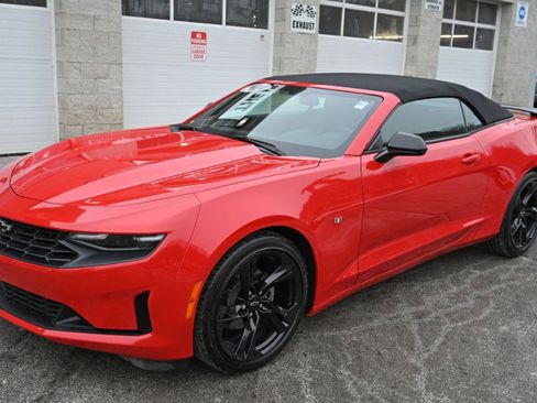 Used 2024 Chevrolet Camaro LT image 9
