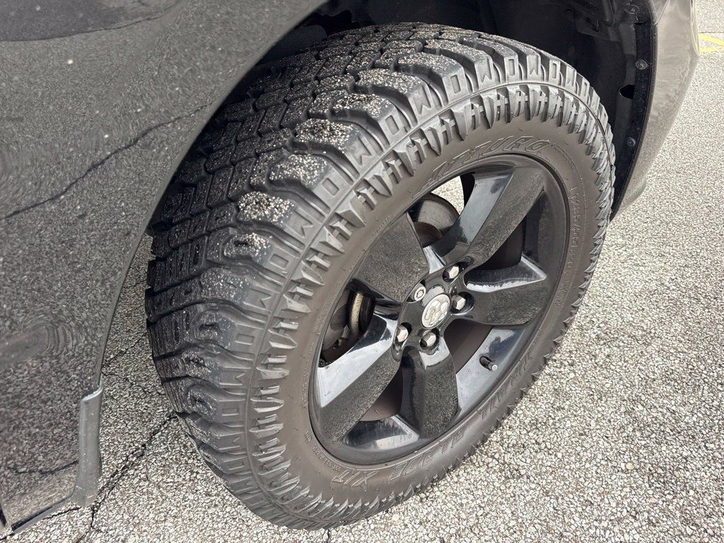Used 2014 RAM 1500 Express w/ Black Ram 1500 Express Group AWD/4WD image 39
