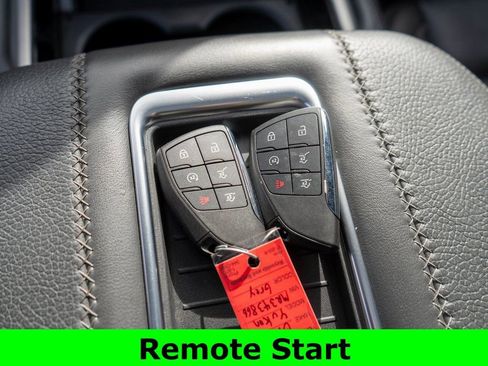 Used 2021 GMC Yukon Denali image 27