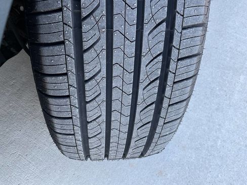 Used 2017 Chevrolet Cruze LT image 44