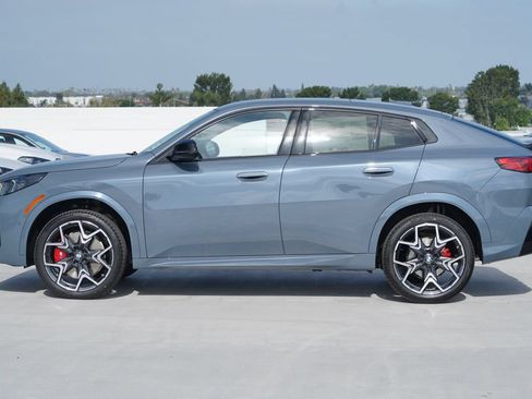 New 2026 BMW X2 xDrive28i w/ M Sport Package AWD/4WD image 4