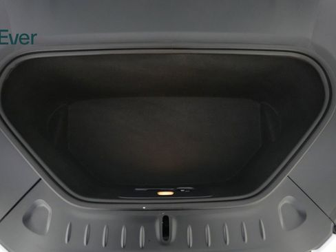 Used 2022 Tesla Model S AWD/4WD image 28