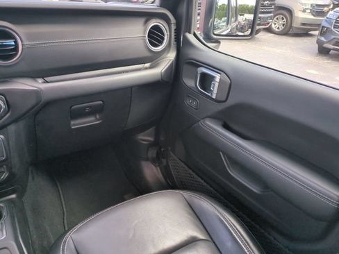 Used 2021 Jeep Wrangler Unlimited Sahara w/ Safety Group AWD/4WD image 18