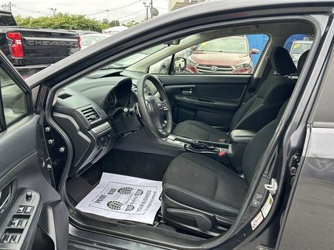 Used 2014 Subaru Crosstrek 2.0i Premium AWD/4WD image 9