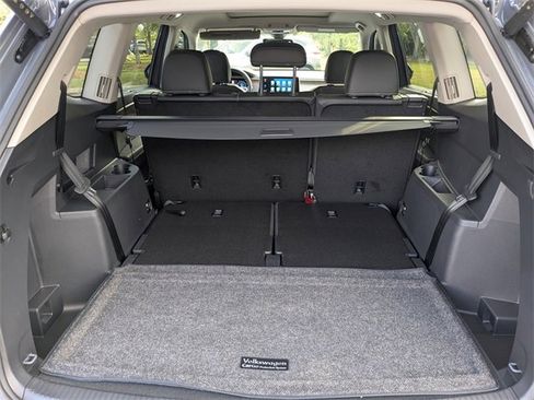 New 2026 Volkswagen Atlas SE image 13
