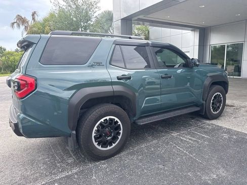 Certified 2025 Toyota 4Runner TRD Off-Road Premium AWD/4WD image 3