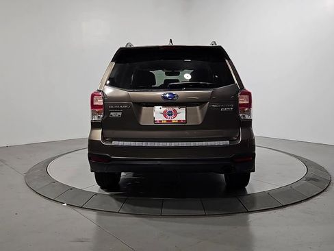 Used 2017 Subaru Forester 2.5i Touring w/ Popular Package #2 image 4