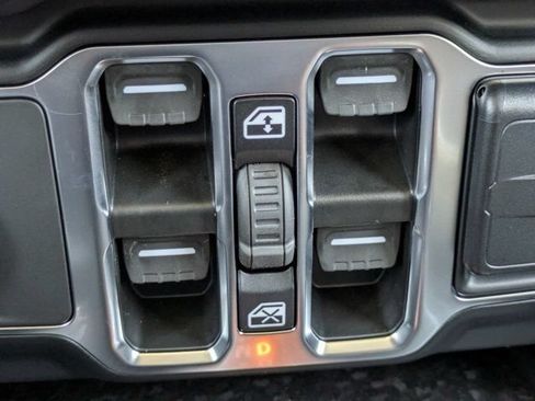 New 2026 Jeep Wrangler Unlimited Sahara AWD/4WD image 23