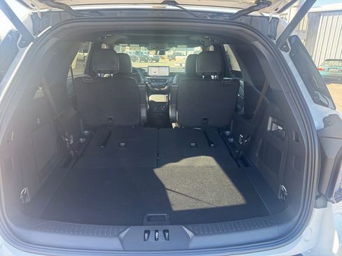 New 2026 Ford Explorer ST-Line w/ ST-Line Street Pack image 20