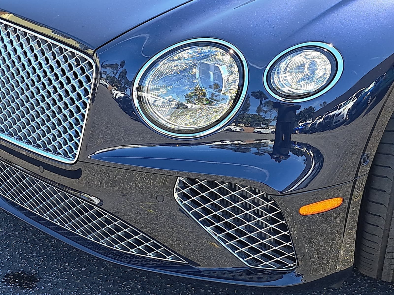 Used 2020 Bentley Continental GT AWD/4WD image 34