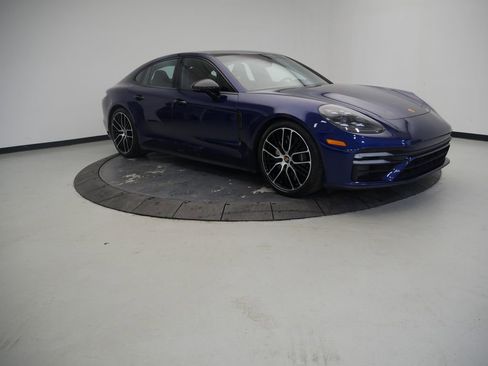Certified 2022 Porsche Panamera Turbo S AWD/4WD image 8