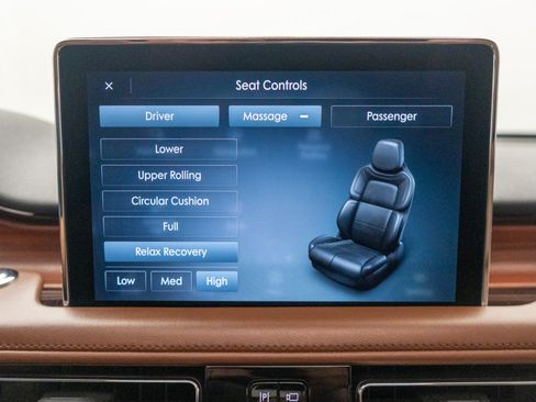Used 2021 Lincoln Aviator Reserve w/ Equipment Group 202A AWD/4WD image 27