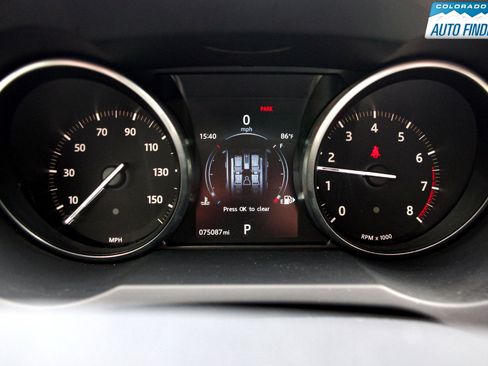 Used 2016 Land Rover Range Rover Evoque SE Premium image 16