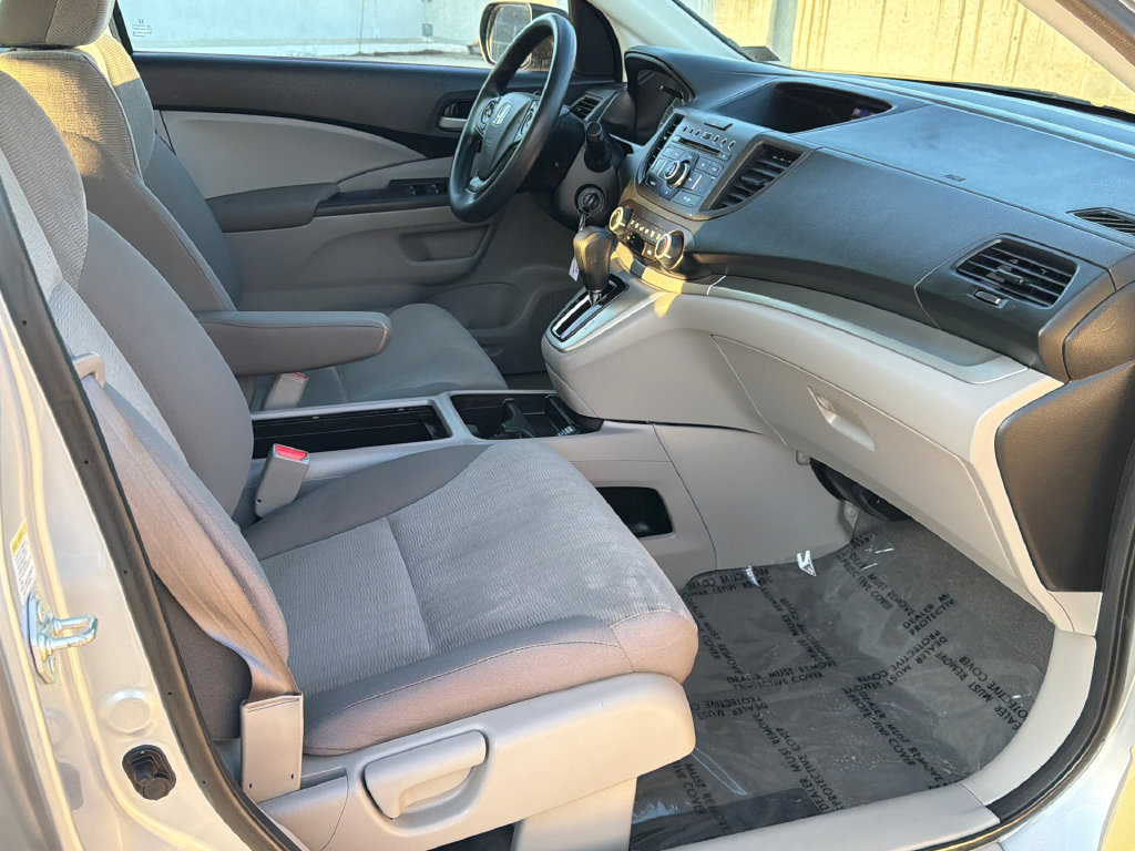 Used 2013 Honda CR-V LX image 9