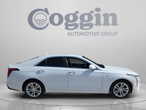 Used 2025 Cadillac CT4 Luxury RWD image 6