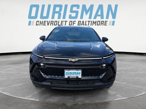 New 2026 Chevrolet Equinox EV LT image 8