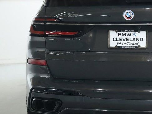 Used 2023 BMW X7 M60i image 51