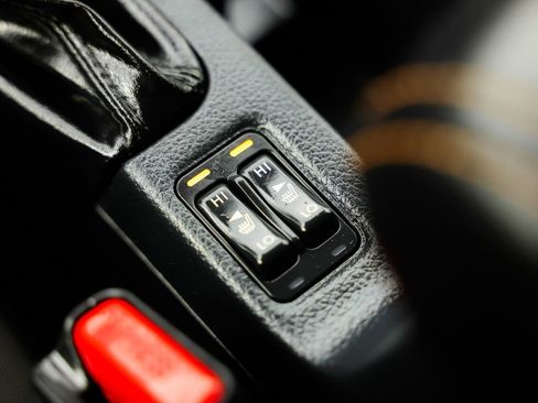 Used 2017 Subaru Crosstrek 2.0i Premium image 27