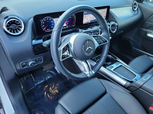 Certified 2025 Mercedes-Benz GLA 250 image 21