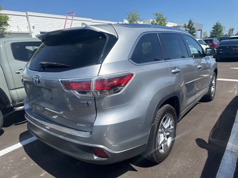 Used 2015 Toyota Highlander Limited image 4