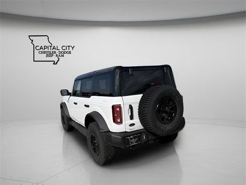 Used 2024 Ford Bronco Wildtrak image 7