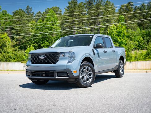 New 2026 Ford Maverick XLT FWD image 1
