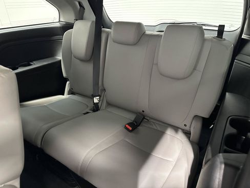 Used 2019 Honda Odyssey EX-L image 25