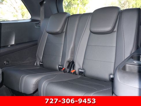 Certified 2025 Mercedes-Benz GLS 450 4MATIC image 17