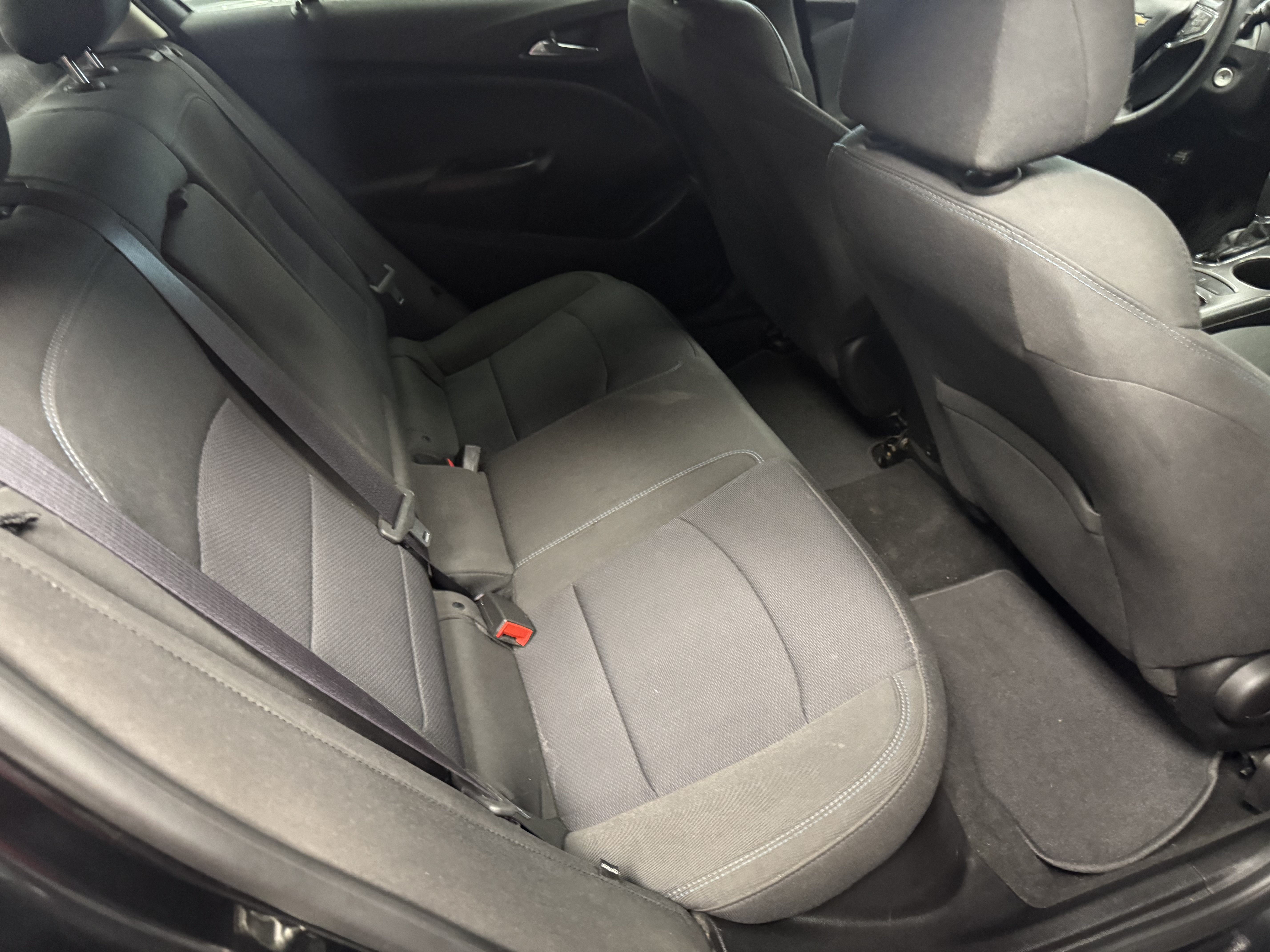 Used 2017 Chevrolet Cruze LT FWD image 14
