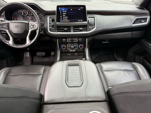 Used 2021 Chevrolet Tahoe Z71 w/ Luxury Package AWD/4WD image 7