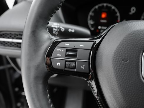 Used 2024 Honda HR-V EX-L image 17