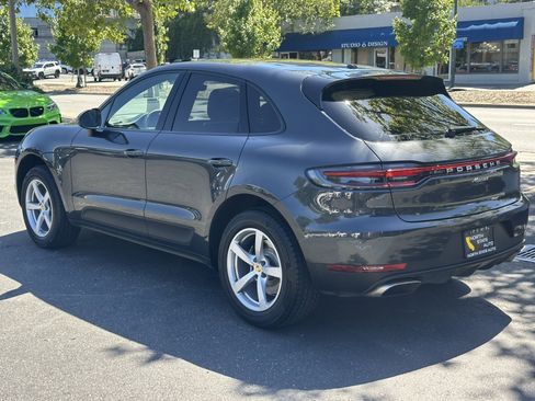 Used 2020 Porsche Macan AWD/4WD image 12