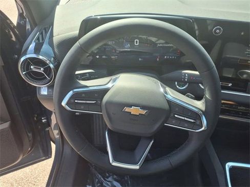 New 2026 Chevrolet Equinox LT AWD/4WD image 12
