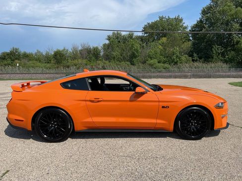Used 2021 Ford Mustang GT Premium w/ GT Performance Package RWD image 34