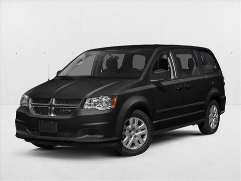 Used 2018 Dodge Grand Caravan SXT image 1
