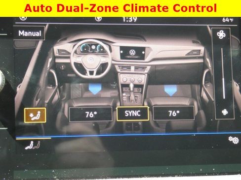 Used 2024 Volkswagen Taos SE image 16