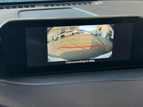 Used 2024 MAZDA MAZDA3 s FWD image 18