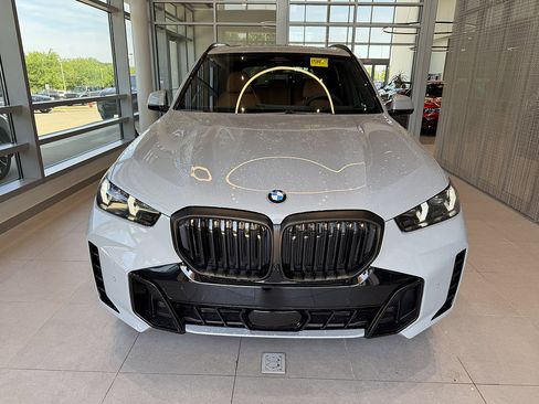 New 2026 BMW X5 xDrive40i AWD/4WD image 2