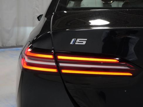 Used 2026 BMW i5 eDrive40 AWD/4WD image 34