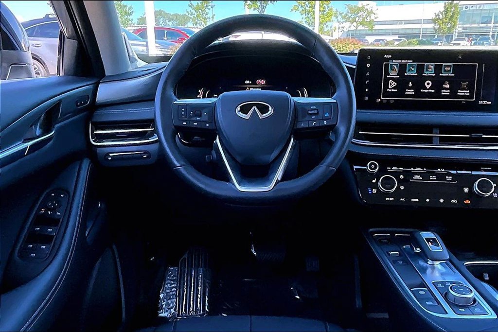 Certified 2027 INFINITI QX60 Luxe w/ Cargo Package AWD/4WD image 17