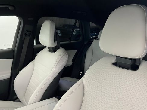 New 2026 Mercedes-Benz GLC 300 4MATIC image 16