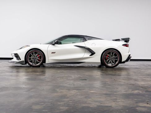 Used 2023 Chevrolet Corvette Stingray Premium Conv RWD image 9